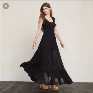 🔥1 HOUR SALE🔥 Reformation Peony xs (size 0-2)NEW